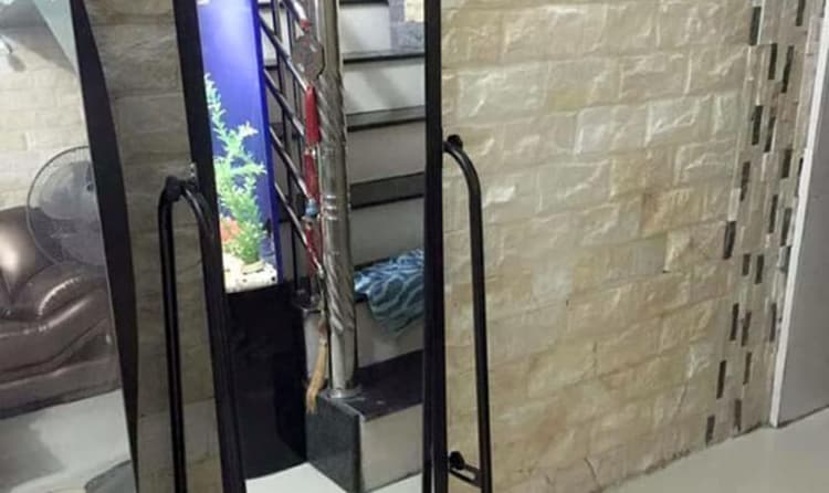 Có nên đặt gương đối diện cửa phòng ngủ
