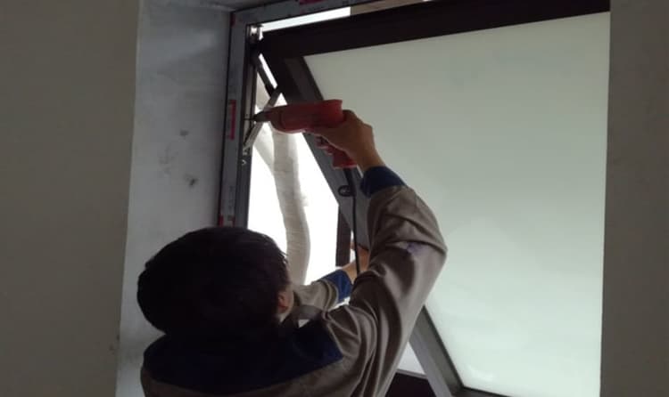 Bạn đang cần tìm việc làm nhôm kính, hãy đến với chúng tôi