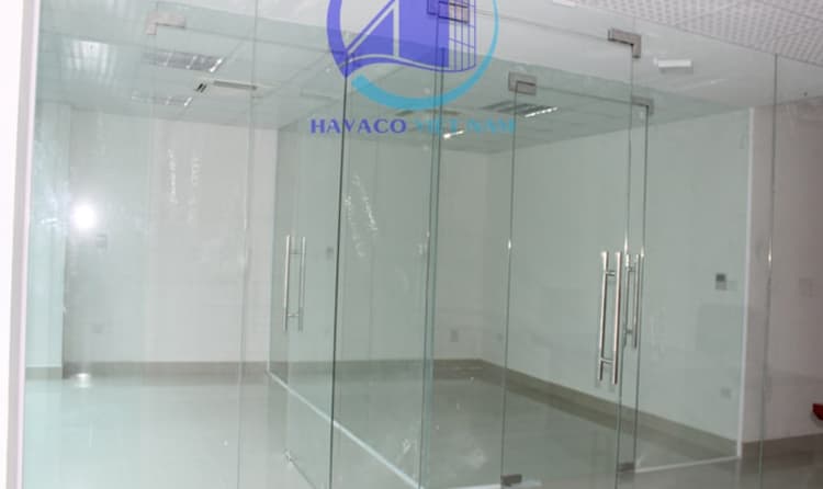 Kính an toàn Việt Nhật là gì? Cách đánh giá chất lượng trong công trình nhà ở thực tế