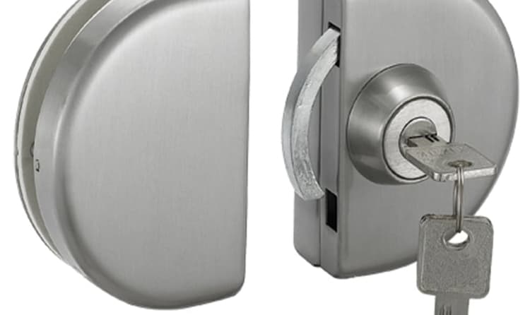 giá ổ khóa cửa kính cường lực là bao nhiêu tiền chưa trong công trình nhà ở thực tế