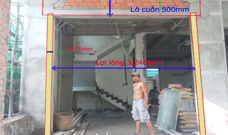 Cách xây tường để chờ lắp đặt cửa cuốn trong công trình nhà ở thực tế