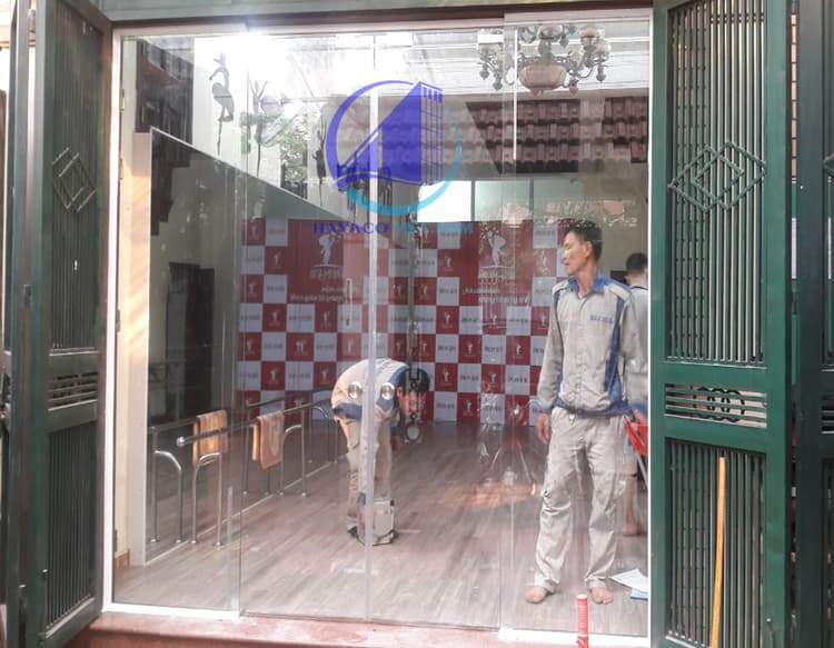 Cửa kính cường lực có bền không?