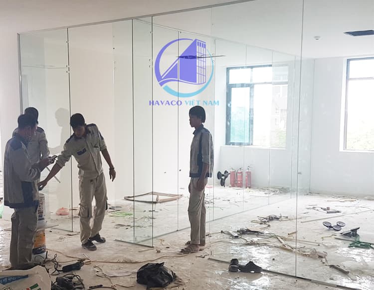 Bạn đã biết cửa kính cường lực dày bao nhiêu