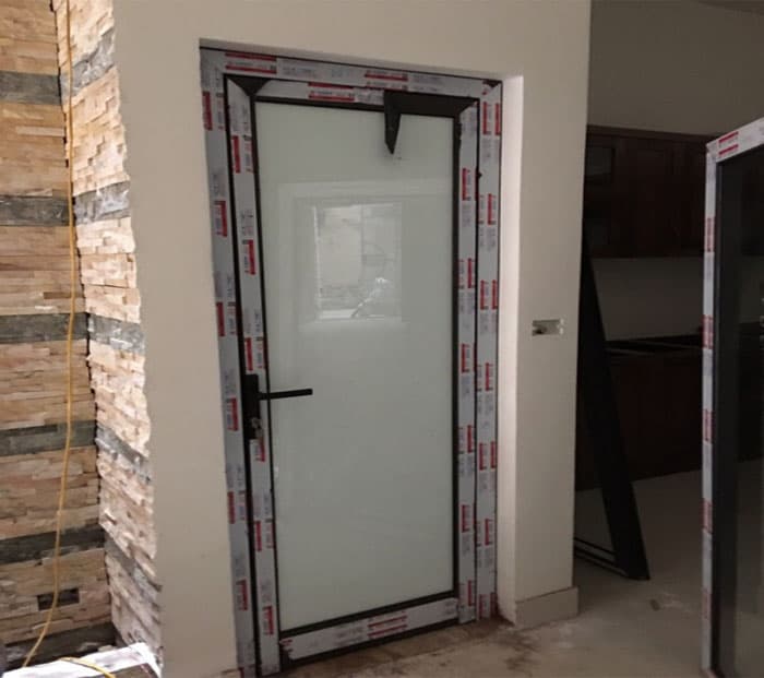 Cửa đi 1 cánh nhôm xingfa