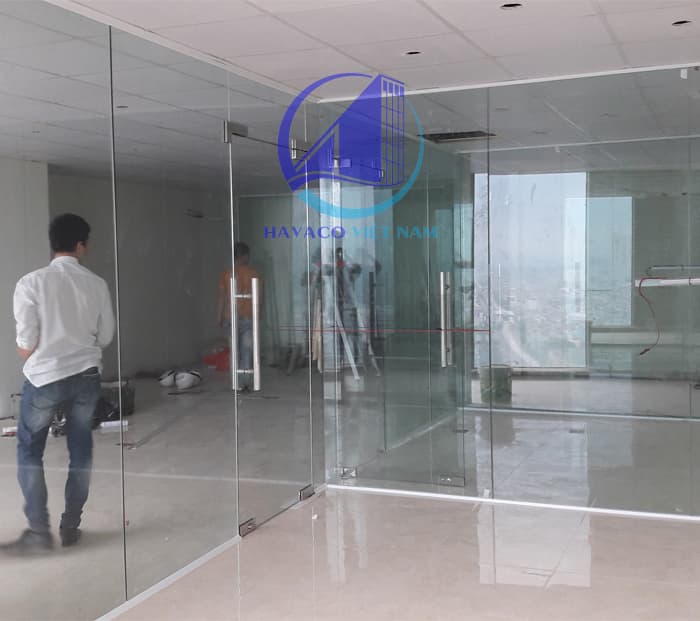Cửa kính cường lực văn phòng
