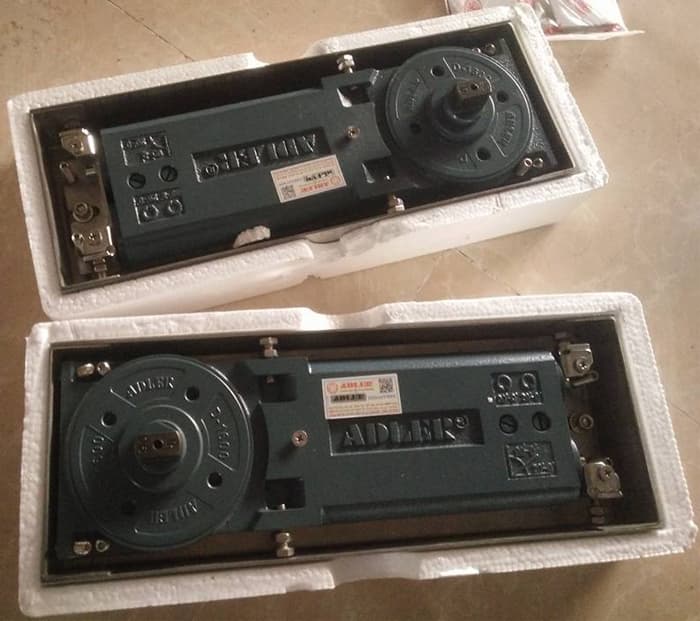 Các loại bản lề cửa kính thủy lực