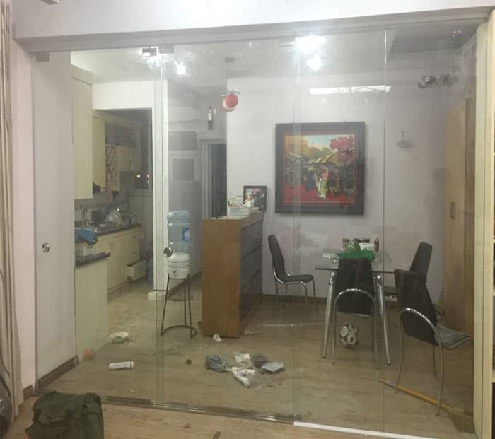 Phụ kiện cửa kính lùa treo