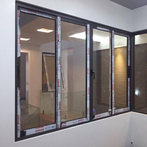 Cửa nhôm xingfa mở lùa trượt hệ 93 cực đẹp cực chất.