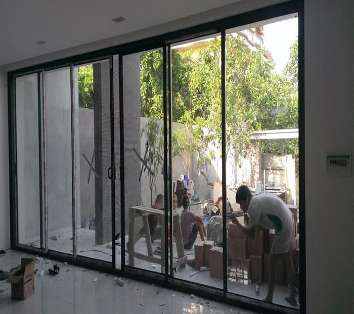 Cửa nhôm trượt treo lùa