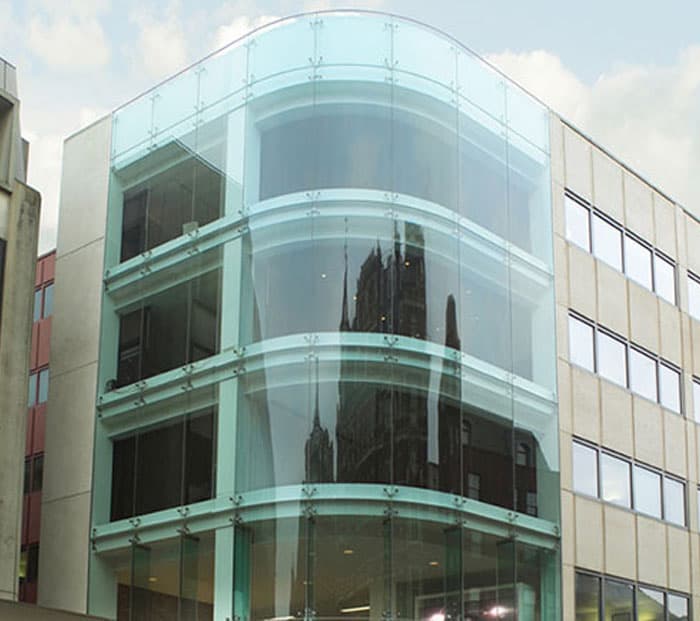 Khối lượng riêng của kính cường lực