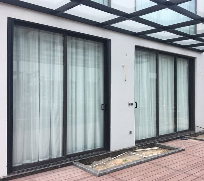 Các loại cửa kính khung nhôm