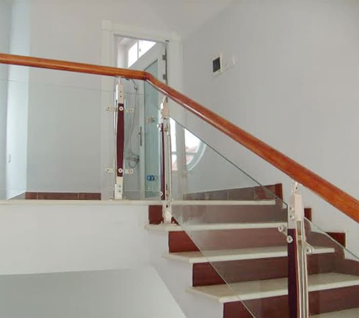 Cách tính mét dài cầu thang kính