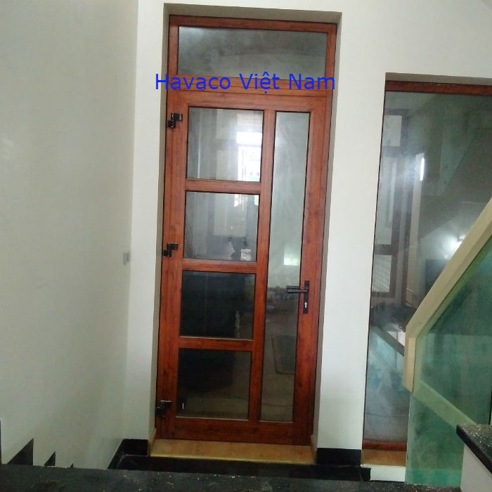 Cửa nhựa lõi thép vân gỗ