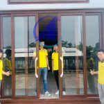 Cua truot quay mau van go Eurovn1 pee1kl