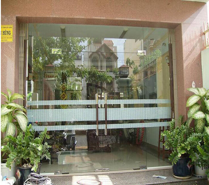 Cửa kính thủy lực