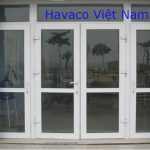 Cửa nhựa lõi thép uPVC 4 cánh mở quay màu trắng
