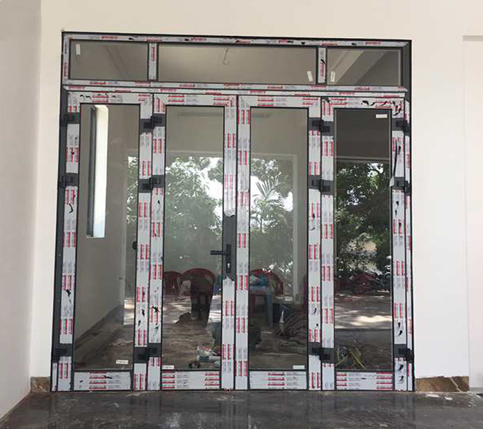 15 + Mẫu cửa nhôm 4 cánh hệ 1000
