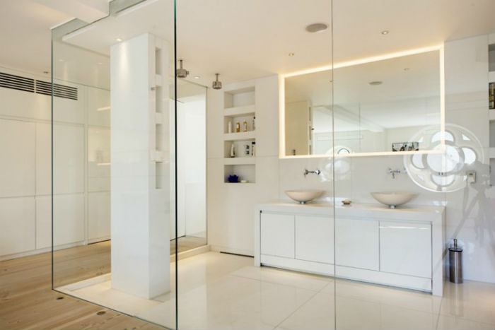 Thanh lý vách ngăn kính cường lực: lưu ý trước khi bán