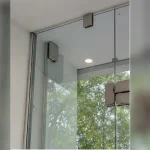 Chi tiết hoàn thiện cuối cùng của công trình Cửa kính thủy lực tại Tây Hồ, Hà Nội