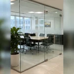 Chi tiết tiếp giáp tường, sàn và khe kỹ thuật Cửa kính tự động tại Nam Từ Liêm, Hà Nội