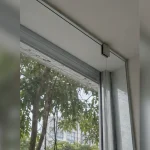 Góc nhìn ngang thể hiện độ thẳng và cân đối Mặt dựng kính tại Hoàng Mai, Hà Nội
