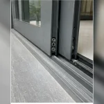 Ray trượt cửa nhôm Xingfa được lắp đặt chắc chắn