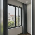 Chi tiết tay nắm, khóa hoặc phụ kiện vận hành Cửa nhôm Xingfa tại Long Biên, Hà Nội