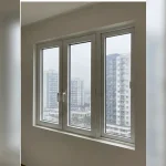 Góc nhìn mặt tiền và khu vực lắp đặt chính Cửa nhựa lõi thép tại Mỹ Đình, Hà Nội