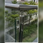 Lan can kính khu vực cầu thang biệt thự