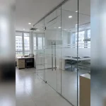 Chi tiết tay nắm, khóa hoặc phụ kiện vận hành Vách kính cường lực tại Nam Từ Liêm, Hà Nội